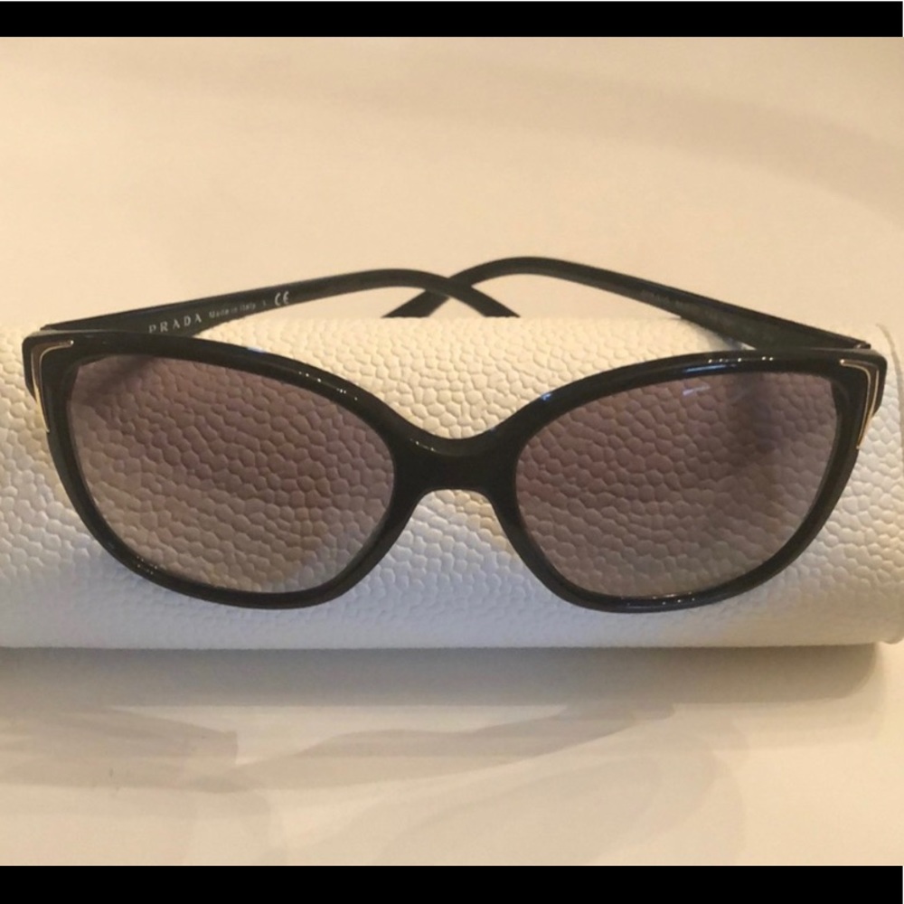 NEW Prada Sunglasses 55mm black with gold accent